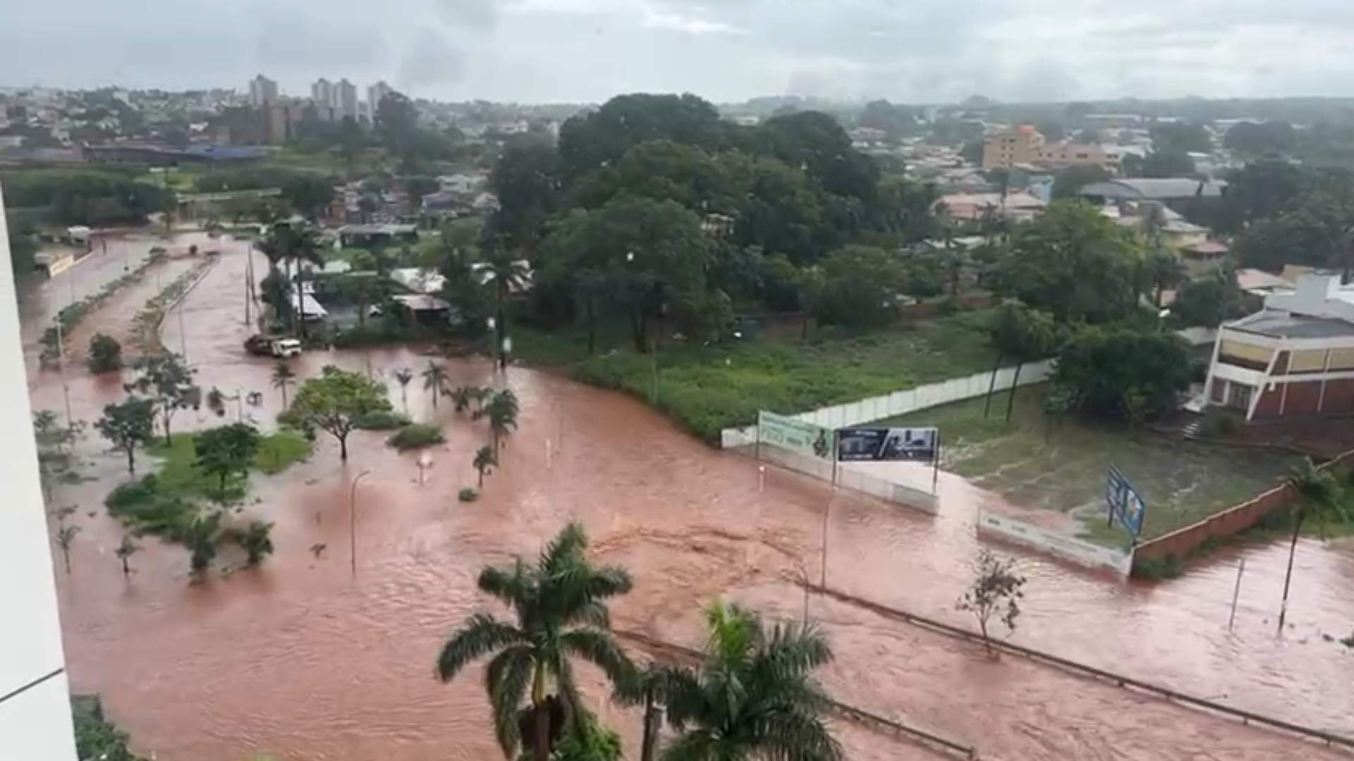 Com 113 mm de chuva em 48h, Campo Grande registra 69% do volume esperado para novembro