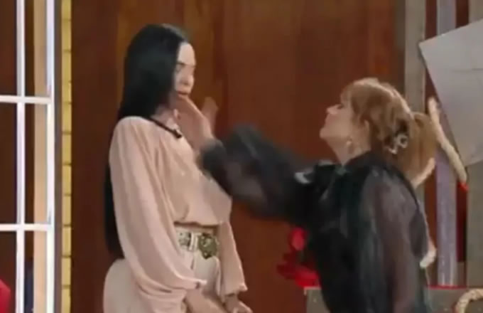 Gaby Spanic dá tapa em Tamires e desiste de ‘A Fazenda 17’